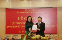 Bà Vũ Thị Chân Phương trở thành tân Chủ tịch UBCKNN