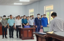 7 cựu cán bộ ở Đồng Nai hầu tòa vụ cấp 2,5 ha đất công cho tư nhân