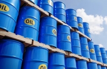 Giá dầu thô chạm mức cao nhất 10 tháng