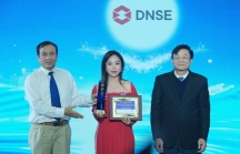 Chứng khoán DNSE lọt Top 10 sản phẩm dịch vụ công nghệ tại chương trình Tin dùng Việt Nam 2023