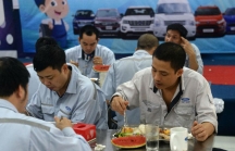 Forbes: Việt Nam mất ưu thế với Trung Quốc vì thiếu lao động tay nghề cao