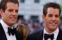 Cặp song sinh Winklevoss trở thành tỷ phú Bitcoin đầu tiên trên thế giới