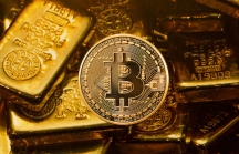 Giá Bitcoin ngày 6/12: Vượt đỉnh 12.000 USD