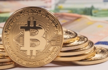 Năm 2018, Bitcoin có thể chạm mốc 60.000 USD rồi lao dốc