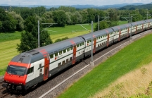 Bộ GTVT đang nghiên cứu quy hoạch tuyến đường sắt Đông – Tây tốc độ 160 km/h