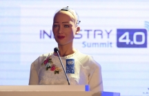 Robot Sophia: 'Việt Nam sẽ là hình mẫu cho thế giới thấy công nghệ mang đến cho bạn nhiều việc làm hơn'
