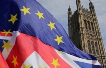 Kinh tế Anh trong nỗi sợ 'ly dị' EU không thoả thuận