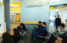 2 quỹ ngoại thoái vốn khỏi VNDirect