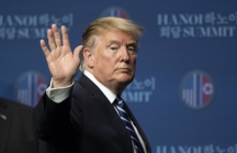 Từ Không lực 1, Tổng thống Trump viết tweet cảm ơn lòng hiếu khách của Việt Nam