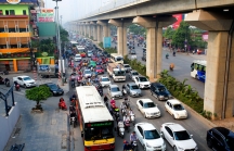 Cấm xe máy các đường Lê Văn Lương, Nguyễn Trãi liệu có giảm ùn tắc giao thông?