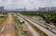 Đại công trường xây chung cư 'ăn theo' 4 km cao tốc ở Sài Gòn