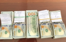Vụ vận chuyển 470.000 USD tại An Giang được xác định là tiền thật và sẽ tịch thu nếu không ai đến nhận