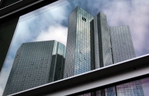 Deutsche Bank cắt giảm 18.000 nhân viên để cải tổ