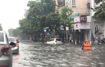Hà Nội ngập lụt sau cơn mưa lớn