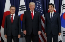 Vòng xoáy thương chiến: Mỹ cần cứu cả Hàn Quốc và Nhật Bản