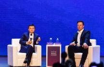 Jack Ma: 'Ai cũng nghĩ con người sẽ bị máy móc kiểm soát, nhưng tôi không muốn chơi cờ vây với một cỗ máy'