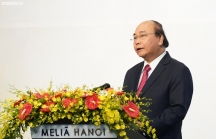 Thủ tướng: ‘Muôn triệu người con đất Việt đã sát cánh bên nhau giương cao cờ đỏ sao vàng’