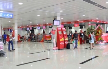 Hành khách tát thẳng vào mặt nhân viên hàng không ở sân bay Tân Sơn Nhất