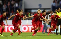 Vé bóng đá trận Việt Nam-UAE bị 'hét' giá cao gấp 10 lần
