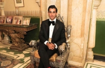 ‘Rich kid’ quý tộc Ấn Độ, 21 tuổi sở hữu 2,8 tỷ USD, cho thuê phòng trong cung điện giá 8.000 USD/đêm