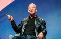 Cách đầu tư của Jeff Bezos, Bill Gates và các triệu phú trên thế giới