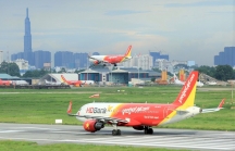 Áp lực cạnh tranh gia tăng, lợi nhuận của Vietjet Air giảm sâu