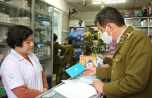 1.220 nhà thuốc bị phạt vì tăng giá khẩu trang y tế