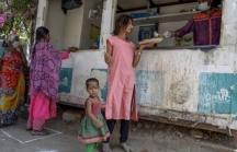 Ấn Độ cứu trợ khẩn cấp 22 tỷ USD vì lo dân nghèo chết đói