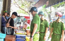 Các hộ kinh doanh Đà Nẵng thực hiện 'lệnh giới nghiêm' như thế nào?