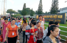Công ty PouYuen Việt Nam chỉ bố trí 70% công nhân đi làm trở lại sau 2 ngày tạm ngưng hoạt động