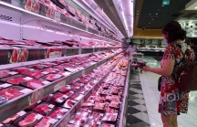 Nghịch lý, thịt lợn bình ổn giá ở siêu thị đồng loạt tăng mạnh