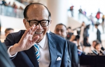 Người giàu nhất Hong Kong kẹt giữa đối đầu Trung Quốc và phương Tây
