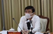 Chủ tịch Nguyễn Thành Phong: Nếu để dịch COVID-19 lây lan thì người đứng đầu các UBND quận, huyện phải chịu trách nhiệm