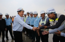 Phó Thủ tướng  đốc thúc tiến độ cải tạo hai sân bay quan trọng nhất cả nước