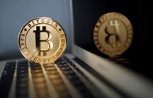 Có nên tiếp tục đầu tư vào Bitcoin?