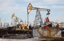 Giá dầu lao dốc gần 6%, thấp nhất trong 6 tuần qua