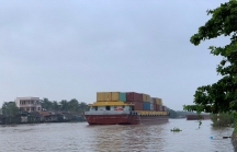 Khẩn trương mở 'luồng xanh' cho vận tải đường thủy để 'cứu' lúa gạo