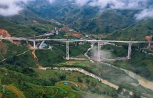 [Ảnh] Cận cảnh thi công cây cầu cạn có trụ cao nhất Việt Nam