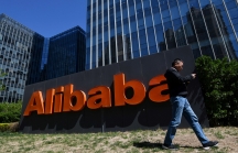 Cổ phiếu Alibaba lao dốc gần 11% sau cảnh báo về tốc độ tăng trưởng chậm
