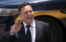 CEO Tesla cáo buộc SEC 'quấy rối' đời tư của ông
