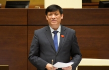 Quốc hội cách chức Bộ trưởng Y tế Nguyễn Thanh Long