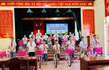 Tập đoàn Đất Xanh đồng hành cùng Quỹ Tấm lòng Việt, ‘cùng em đến trường’ trước thềm năm học mới