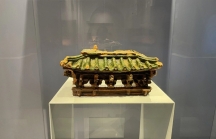 Trưng bày báu vật Hoàng cung Thăng Long