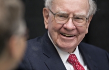 Charlie Munger nói 'Tỷ phú Buffett không giao dịch để làm giàu cho bản thân'