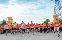Hơn 600 vận động viên tham gia đường chạy xanh trong KCN Nam Cầu Kiền