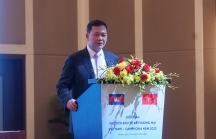 Thủ tướng Campuchia mời gọi Việt Nam đầu tư vào ngành ô tô, điện tử