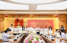 Phóng viên Tạp chí Nhà đầu tư được Chủ tịch UBND tỉnh Hà Tĩnh tặng bằng khen