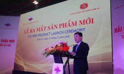 Phó Thủ tướng Vương Đình Huệ dự lễ ra mắt sản phẩm của nhà máy bánh kẹo lớn nhất Nghệ An