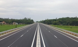 Cao tốc Cam Lộ - La Sơn được đầu tư quy mô 4 làn xe trong giai đoạn 2021 - 2025