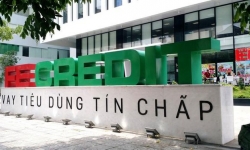 VPBank 'chốt' bán 49% vốn FE Credit cho SMBC: Giá bao nhiêu?